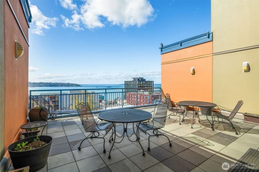 Property photo for 2414 1st Avenue #413, Seattle photo 24