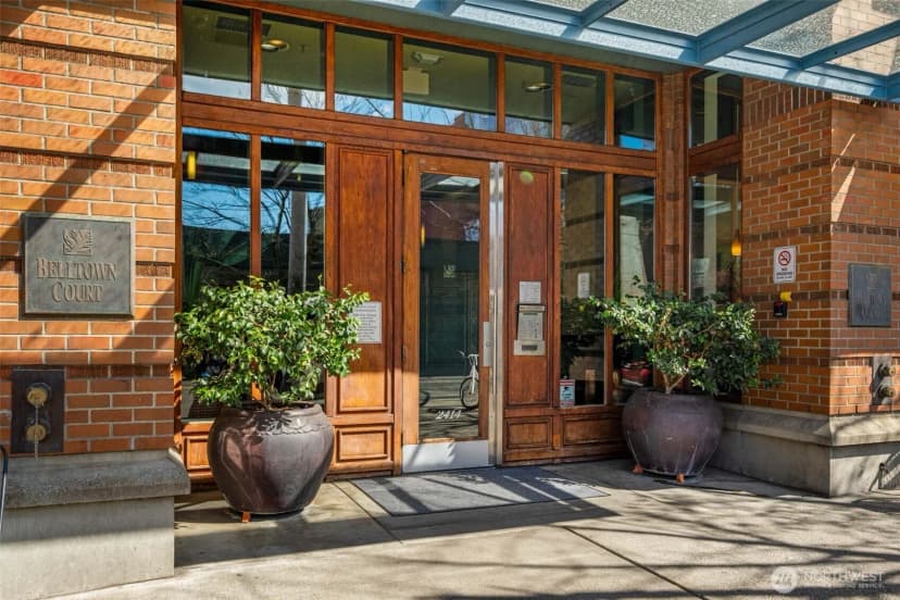 Property photo for 2414 1st Avenue #413, Seattle photo 30