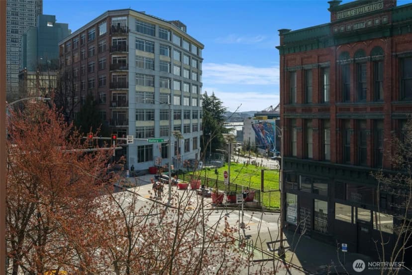Property photo for 2414 1st Avenue #413, Seattle photo 19