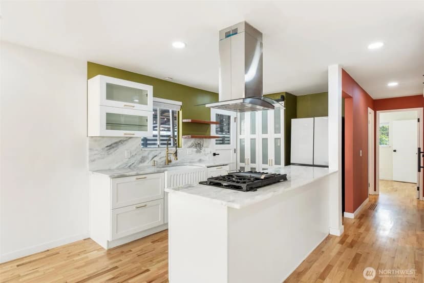 Property photo for 1609 E Alder Street, Seattle photo 9