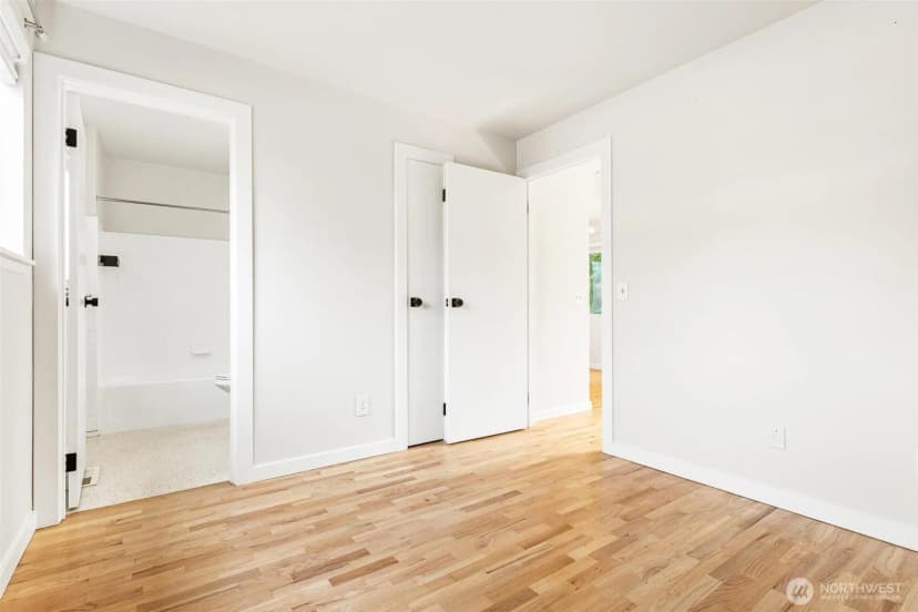 Property photo for 1609 E Alder Street, Seattle photo 31