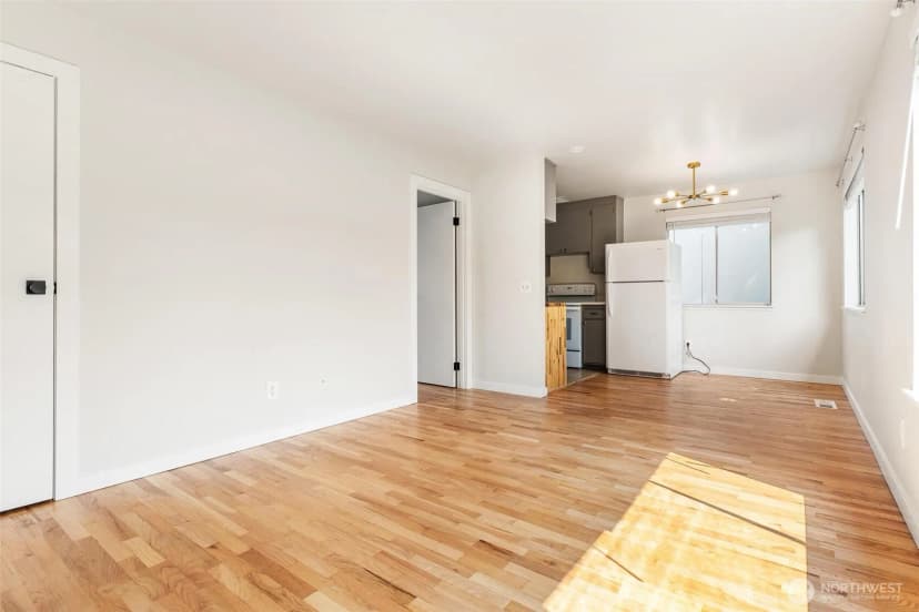 Property photo for 1609 E Alder Street, Seattle photo 25