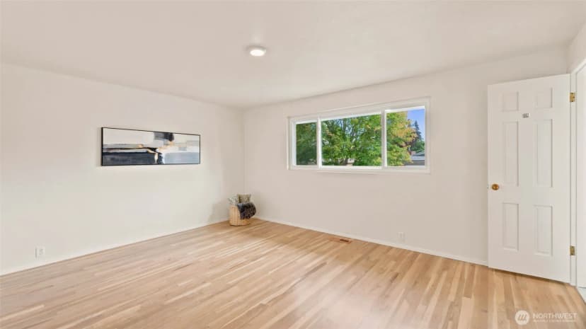 Property photo for 1003 144th Place S, Bellevue photo 21