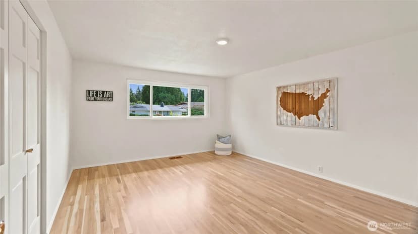 Property photo for 1003 144th Place S, Bellevue photo 25