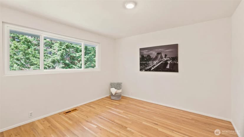 Property photo for 1003 144th Place S, Bellevue photo 26