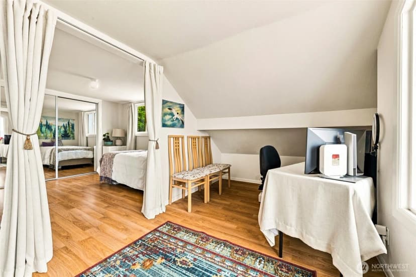 Property photo for 1626 Beach Drive Ne, Tacoma photo 22