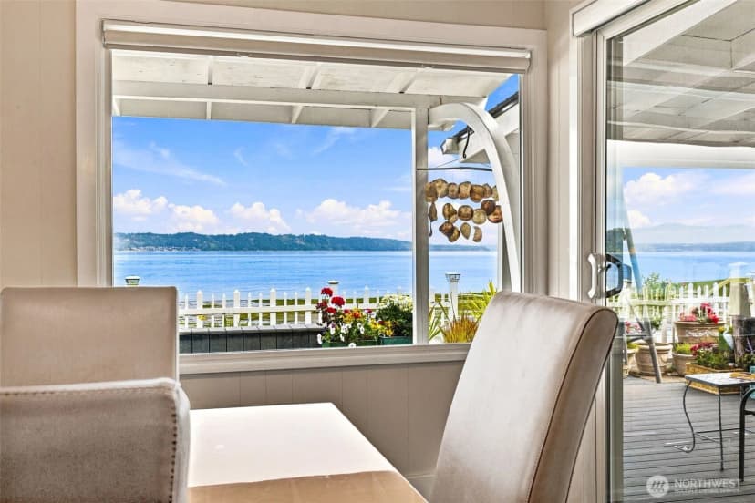 Property photo for 1626 Beach Drive Ne, Tacoma photo 11
