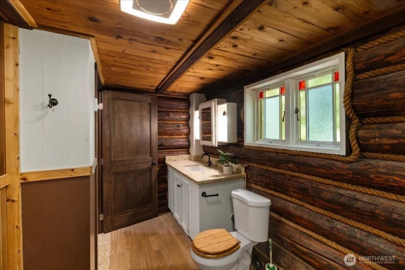 Property photo for 25525 Se Tiger Mountain Road, Issaquah photo 16