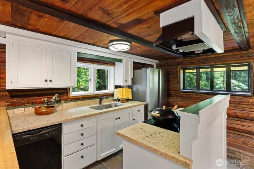 Property photo for 25525 Se Tiger Mountain Road, Issaquah photo 10