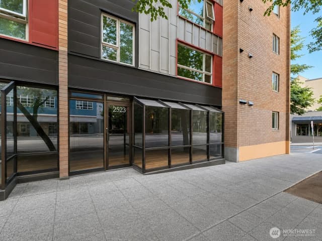 Property photo for 2523 Clease 1st Avenue, Seattle photo 3