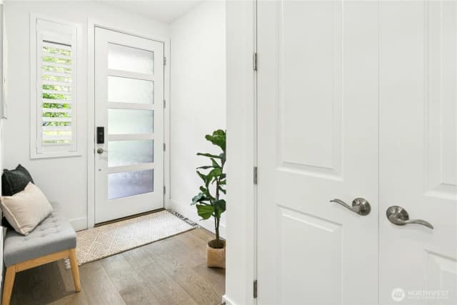 Property photo for 168 Whispering Lane Nw, Bainbridge Island photo 5