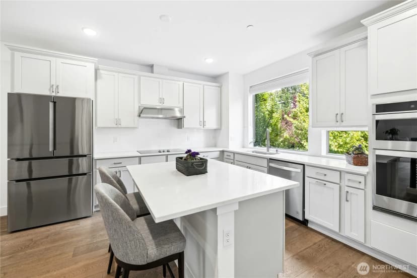 Property photo for 168 Whispering Lane Nw, Bainbridge Island photo 12