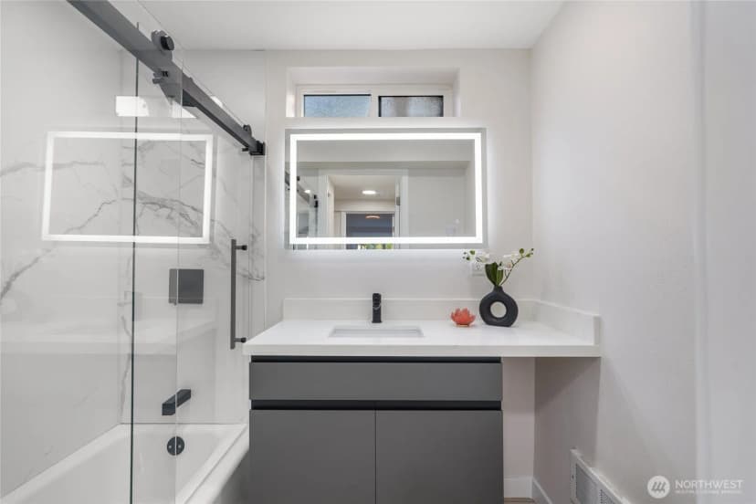Property photo for 13202 Bitter Place N, Seattle photo 28