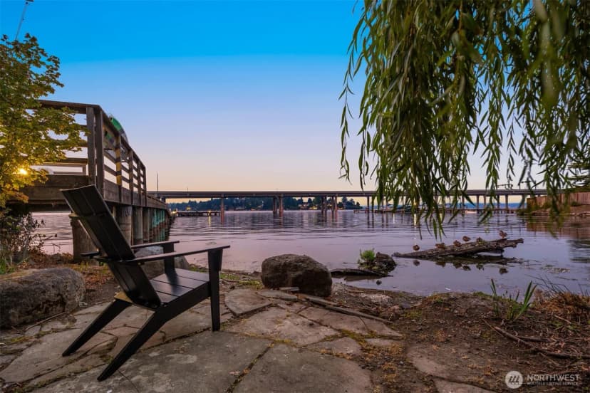 Property photo for 2544 39th Avenue E, Seattle photo 36