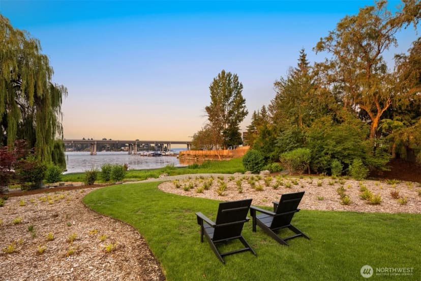 Property photo for 2544 39th Avenue E, Seattle photo 37