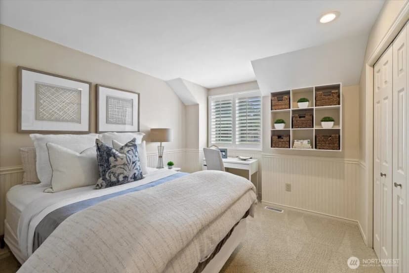 Property photo for 20404 Ne 35th Street, Sammamish photo 28