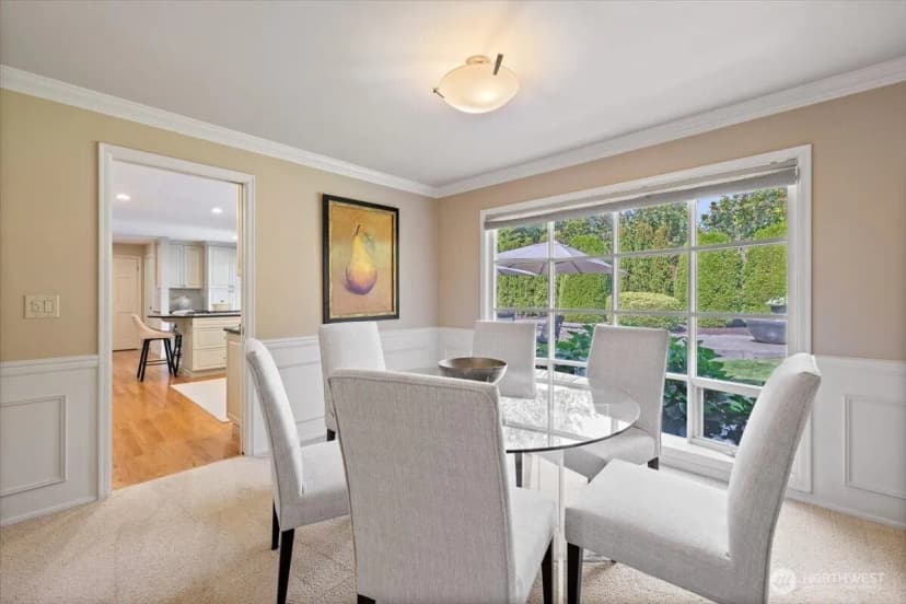 Property photo for 20404 Ne 35th Street, Sammamish photo 9