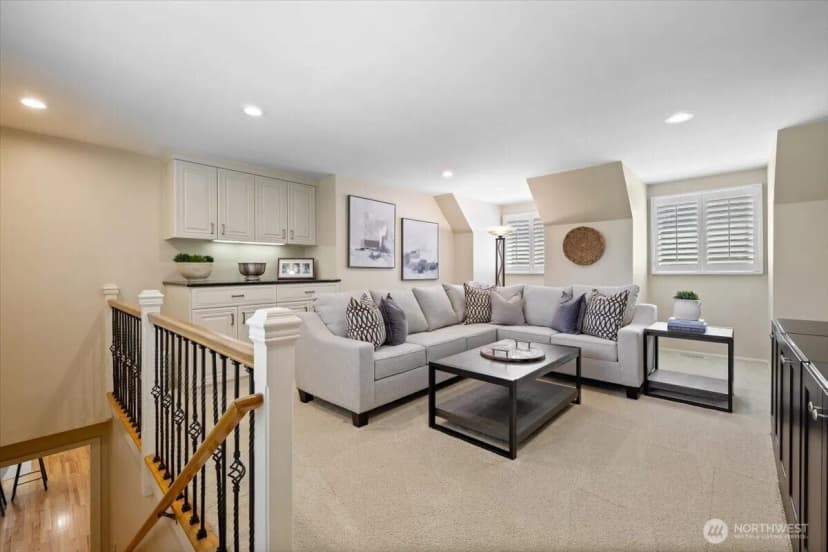Property photo for 20404 Ne 35th Street, Sammamish photo 20