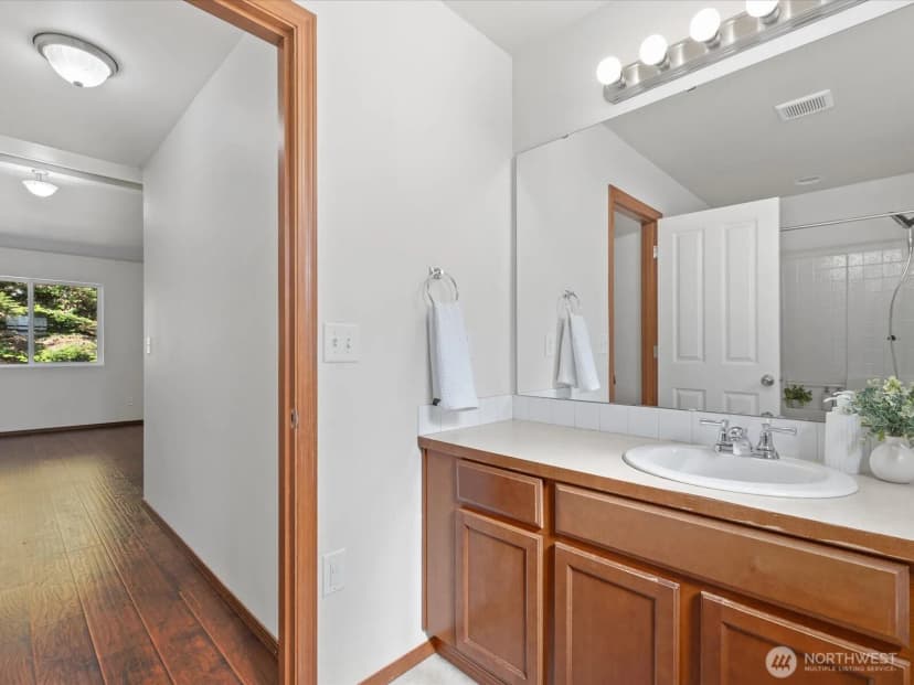 Property photo for 8402 Ne 61st Place, Marysville photo 18