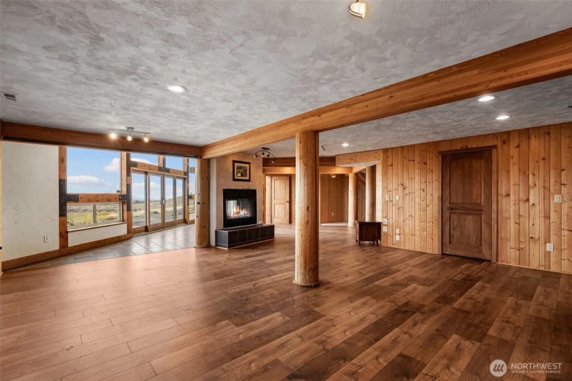 Property photo for 34214 S Glenn Miller Road Se, Kennewick photo 28
