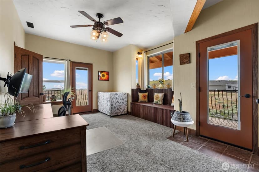 Property photo for 34214 S Glenn Miller Road Se, Kennewick photo 23