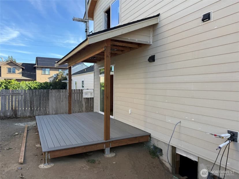 Property photo for 2519 Kulshan Street, Bellingham photo 7