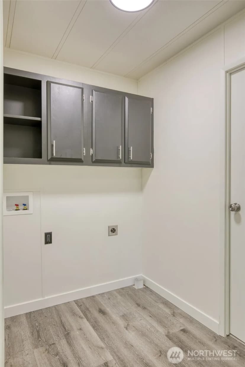 Property photo for 112 Schrader Lane, Aberdeen photo 22
