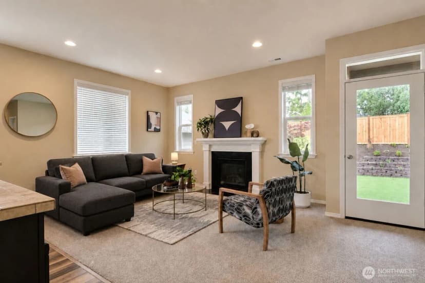 Property photo for 11244 Borgen Loop, Gig Harbor photo 2