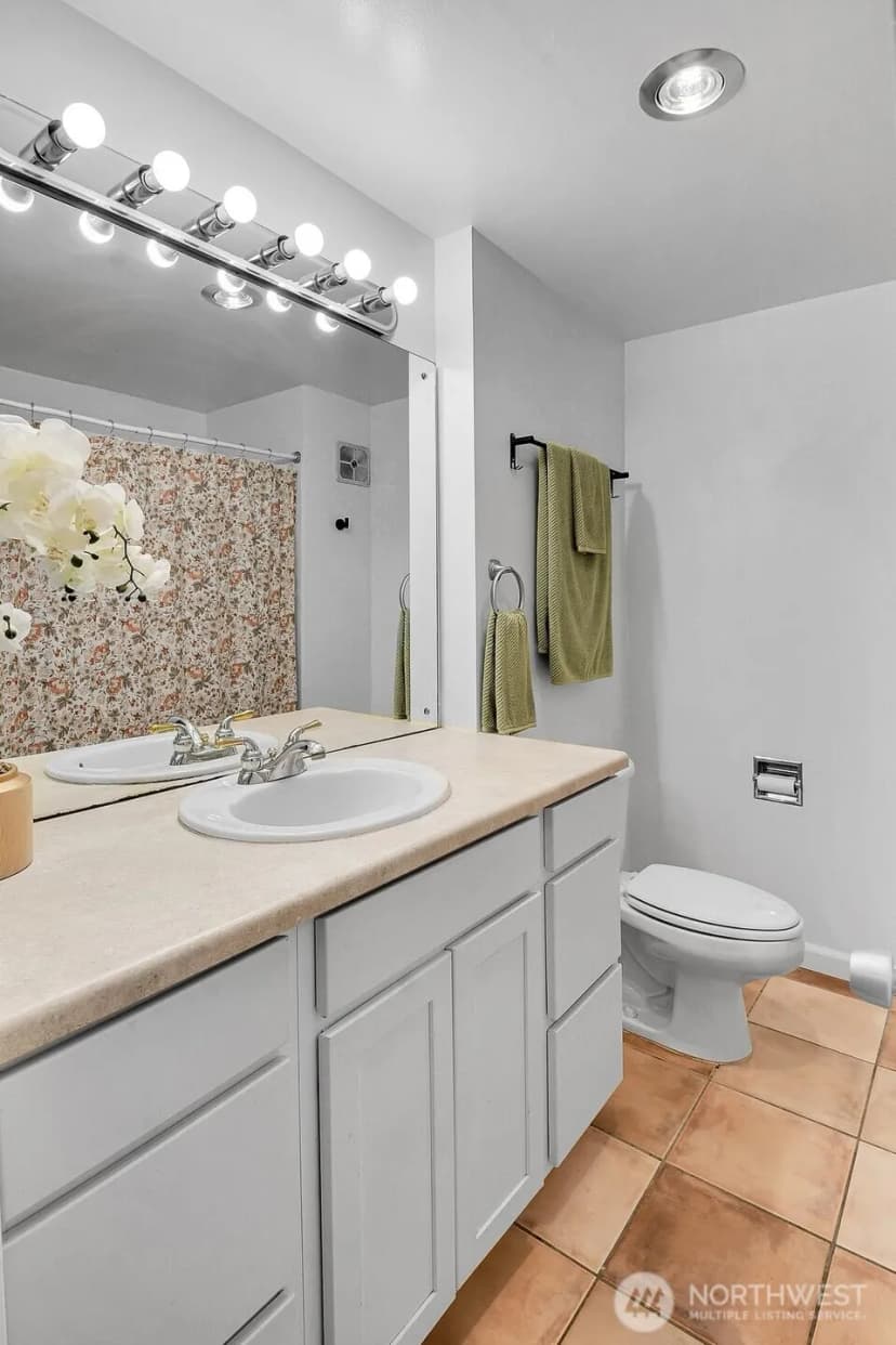 Property photo for 322 N 134th Street #102, Seattle photo 18