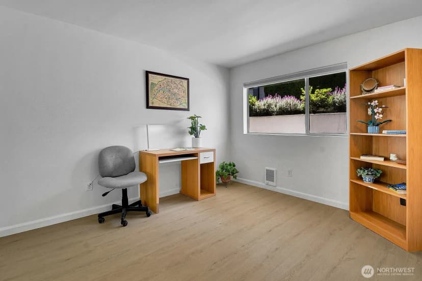 Property photo for 322 N 134th Street #102, Seattle photo 17