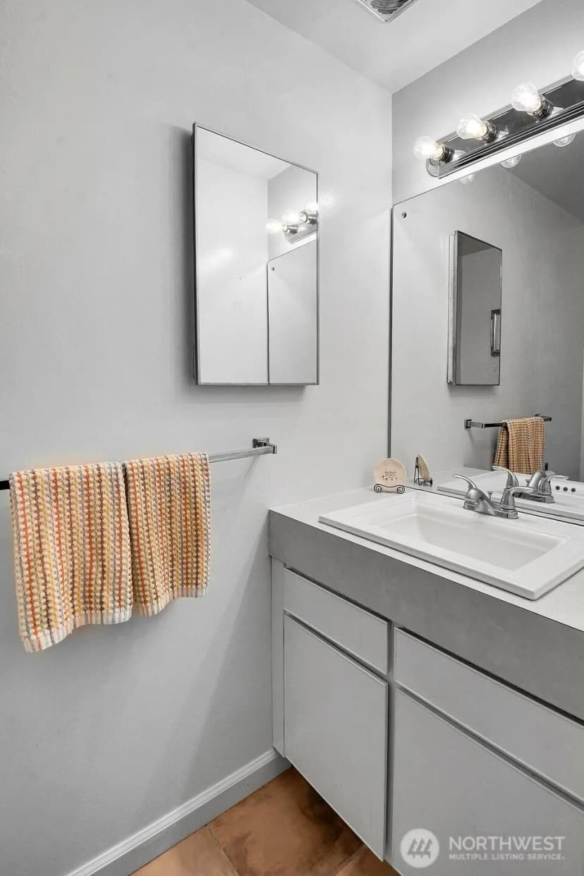 Property photo for 322 N 134th Street #102, Seattle photo 15