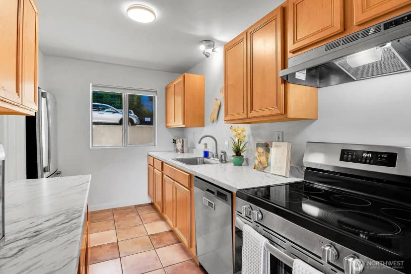Property photo for 322 N 134th Street #102, Seattle photo 13