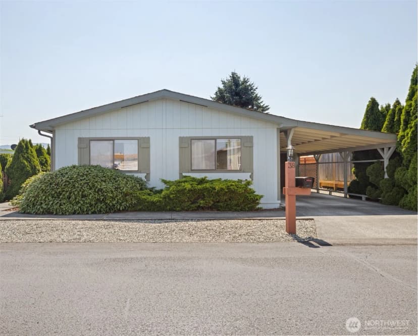 Property photo for 325 N 5th Avenue #38, Sequim