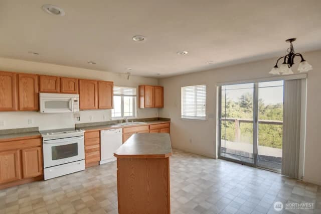 Property photo for 1264 E Ocean Shores Boulevard Sw, Ocean Shores photo 5
