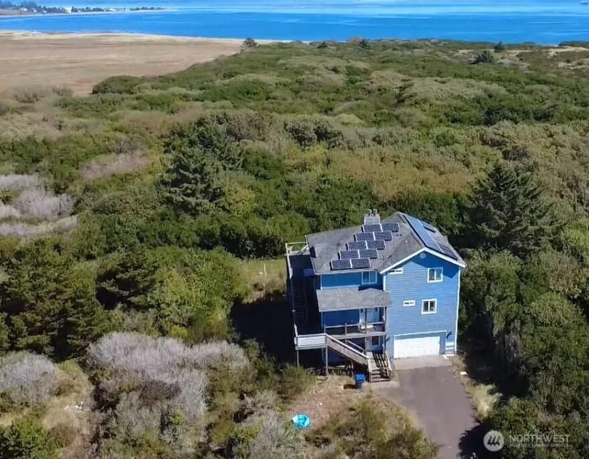 Property photo for 1264 E Ocean Shores Boulevard Sw, Ocean Shores