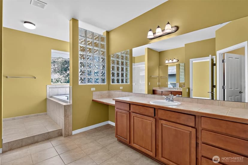 Property photo for 6733 Montevista Drive Se, Auburn photo 21