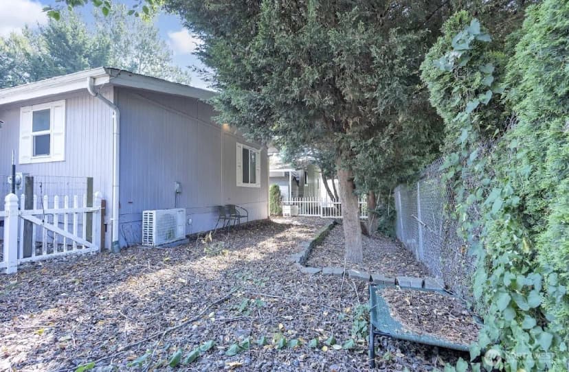 Property photo for 11100 4th Avenue W #31, Everett photo 17