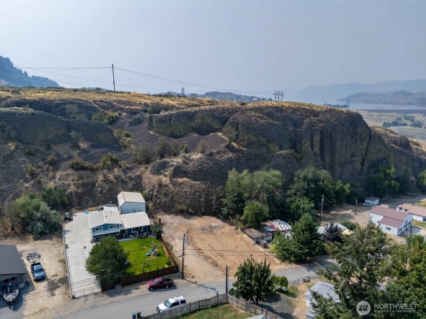 Property photo for 455 459 Partello Park, Grand Coulee photo 8