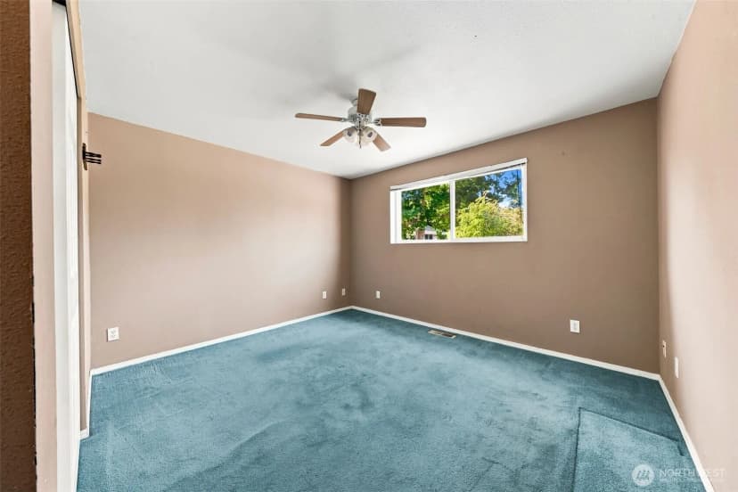 Property photo for 1111 Pierce Avenue Ne, Renton photo 19