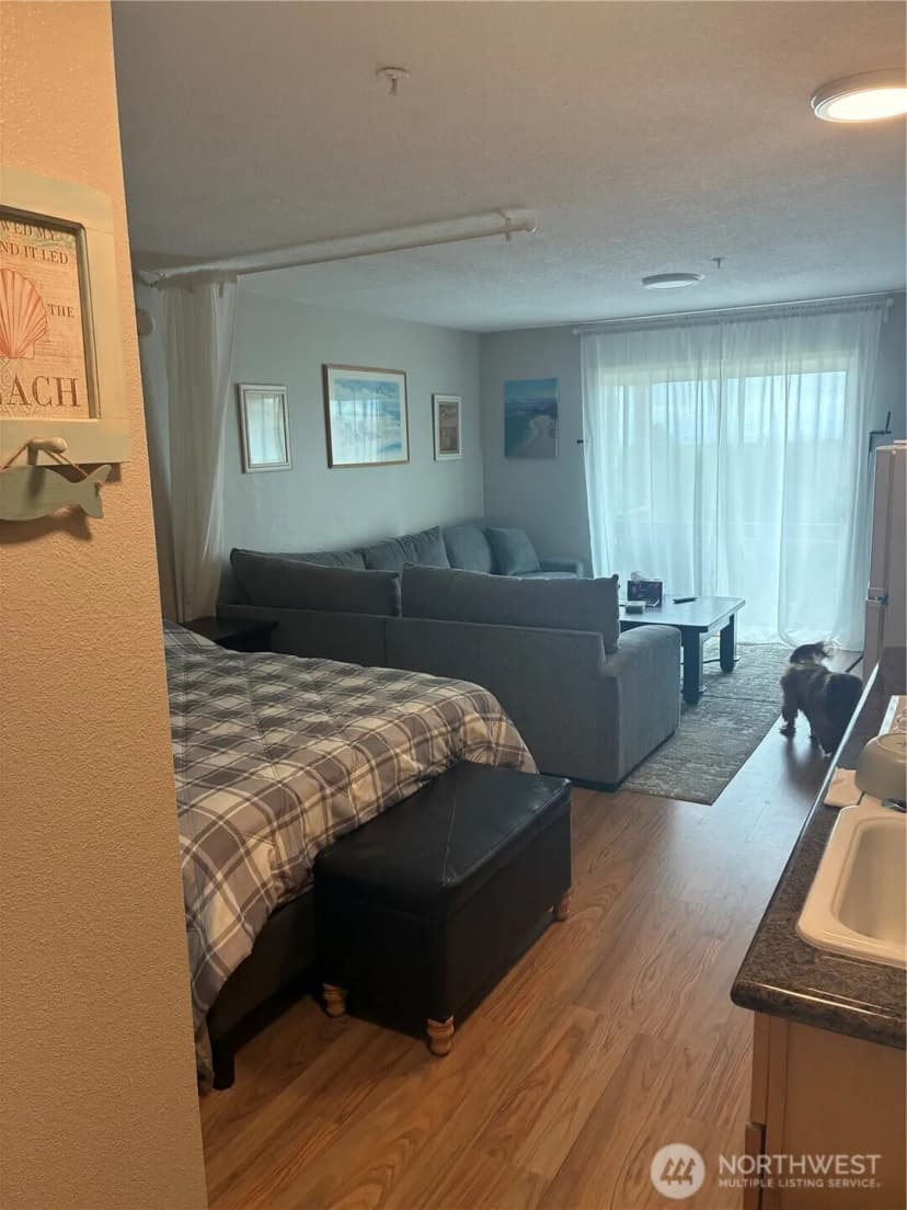 Property photo for 205 Bolstad Avenue #303, Long Beach photo 11