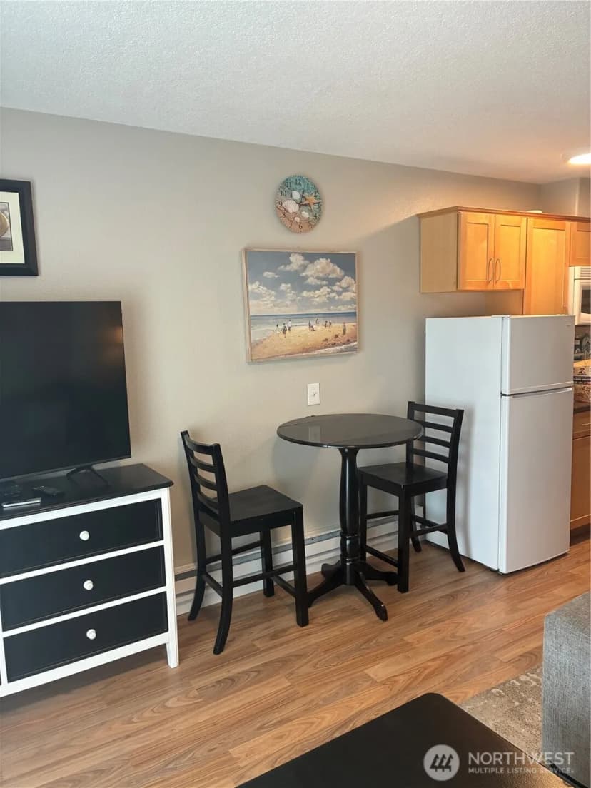 Property photo for 205 Bolstad Avenue #303, Long Beach photo 7