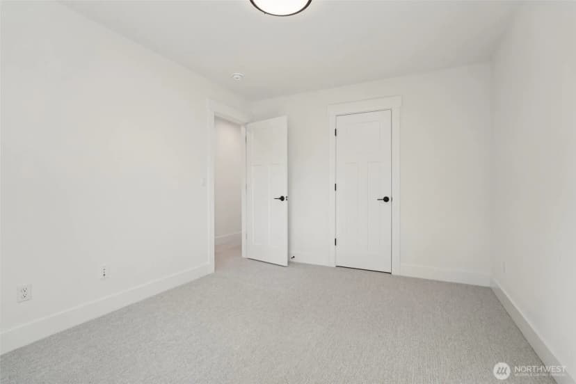 Property photo for 8014 222nd Street Sw, Edmonds photo 21