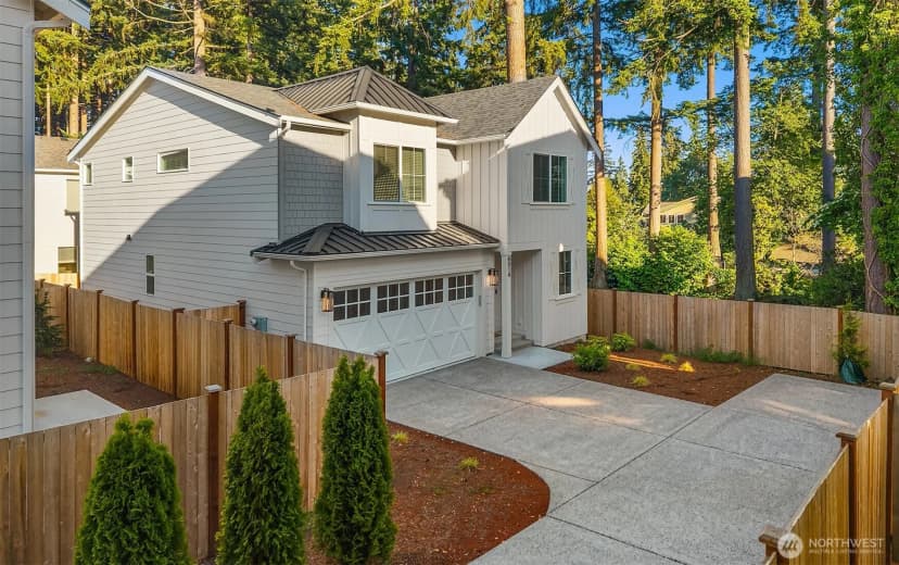 Property photo for 8014 222nd Street Sw, Edmonds photo 29
