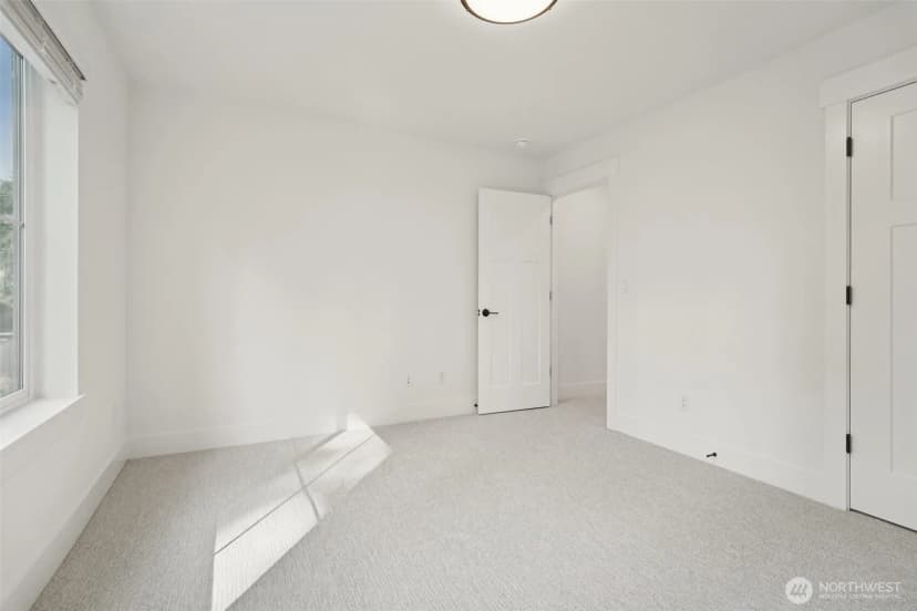 Property photo for 8014 222nd Street Sw, Edmonds photo 24