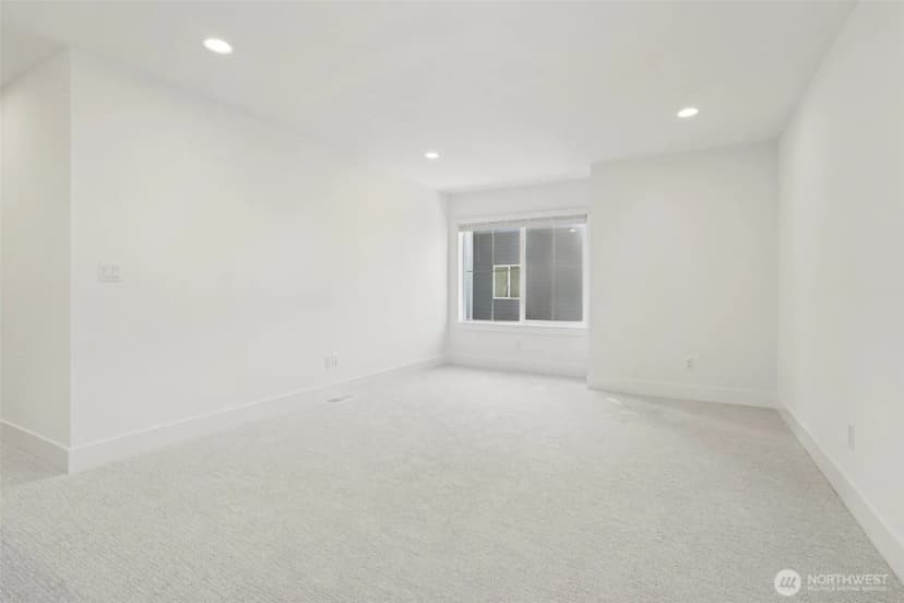 Property photo for 8014 222nd Street Sw, Edmonds photo 13