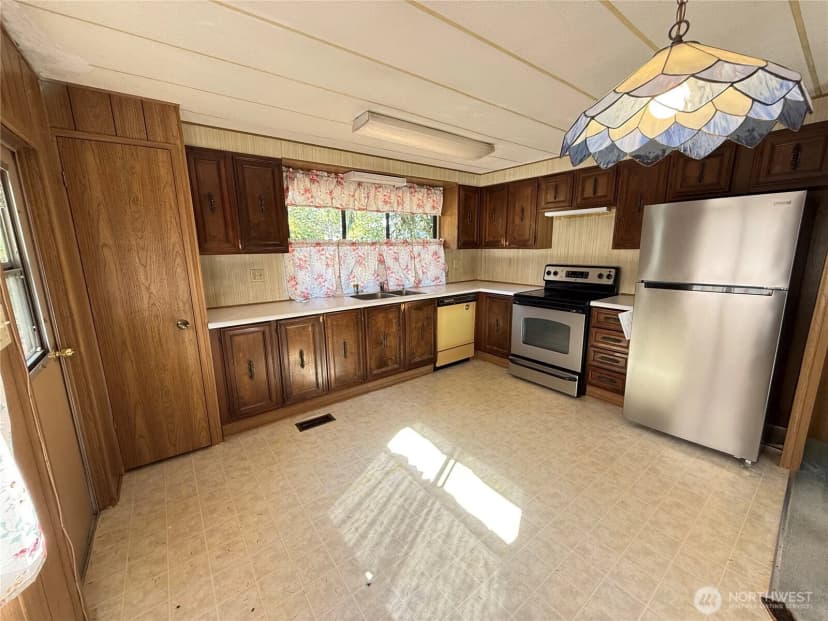 Property photo for 2419 Jahn Ave Nw #28, Gig Harbor photo 5