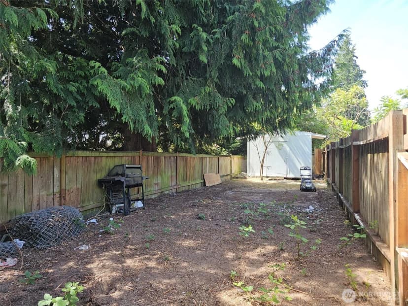 Property photo for 15619 Ne 1st Place, Bellevue photo 16