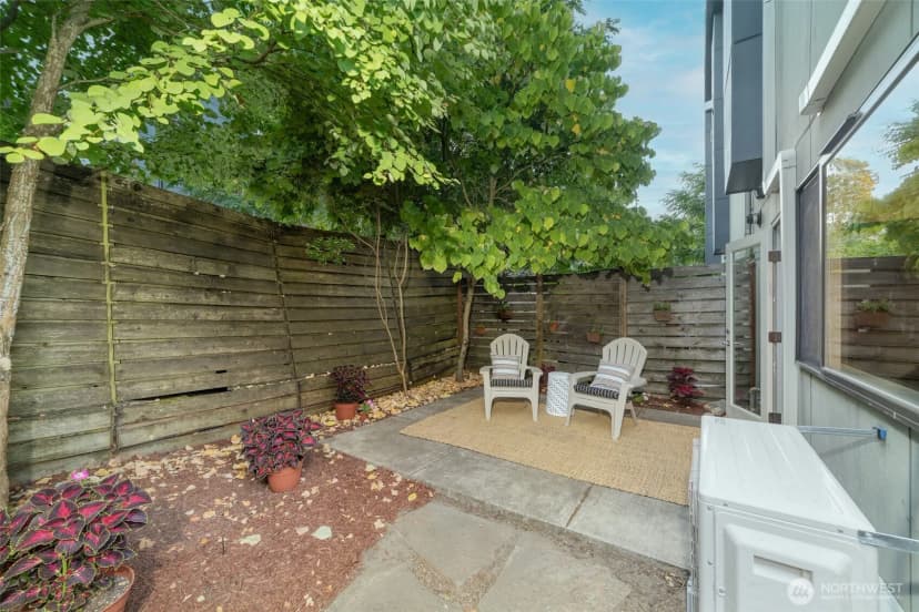 Property photo for 1519 14th Avenue S #c, Seattle photo 11