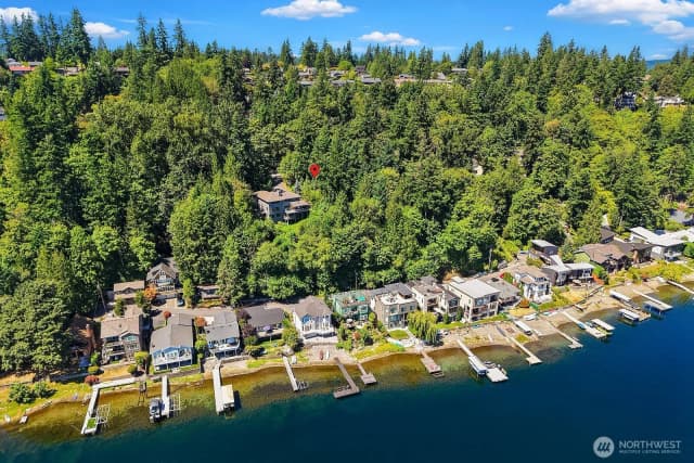 Property photo for 1464 W Lake Sammamish Parkway, Bellevue photo 4