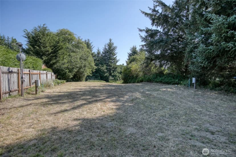 Property photo for 133 Cakesosta Street Sw, Ocean Shores photo 18